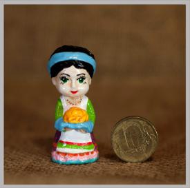 Веселые казачата Дуняша Девушка с караваем (цветная) сувениры Лель